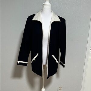 St. John Sport Navy Blazer with White Trim – Petite